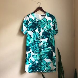 Gianni Bini Tropical Palm Leaves Shift Dress